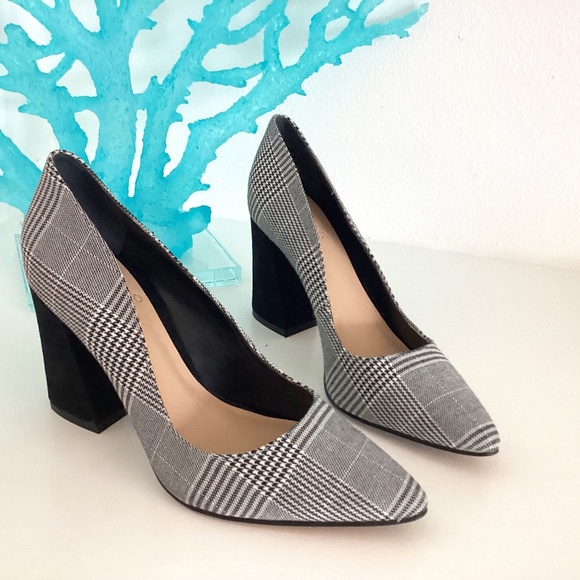 WOW VINCE CAMUTO FABRIC & SUEDE HEEL POINTY SHOES HEELS SZ 6M WORN 1x - Picture 1 of 8